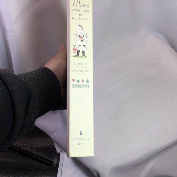 Alice's Adventures in Wonderland Hardcover Lewis Carroll 1999 Illustrated - Picture 4 of 16